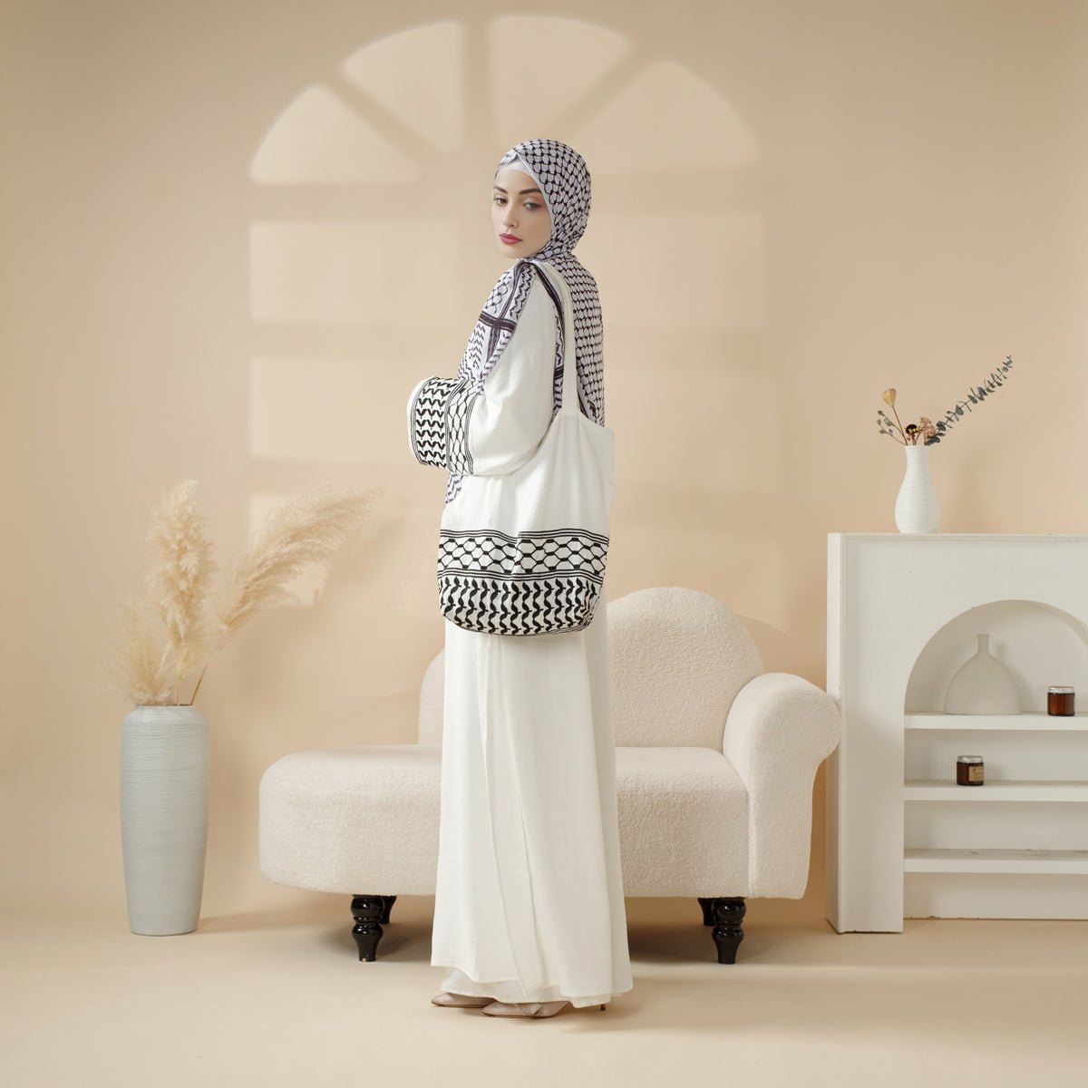 Abaya Yara + Bag
